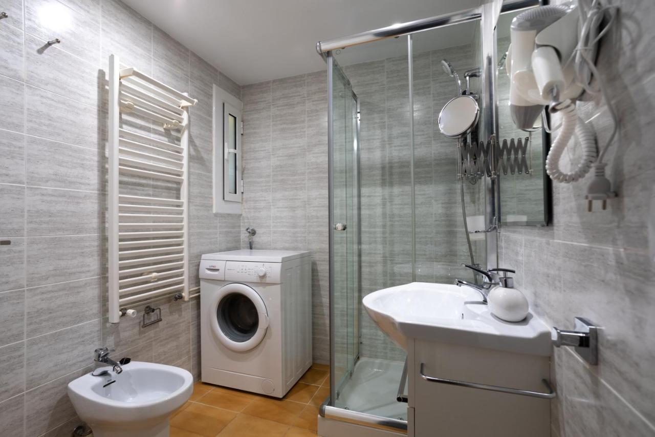 Bonita Casa Adosada Con Jardin Privado Y Piscina Comunitaria Calella De Palafrugell Dış mekan fotoğraf