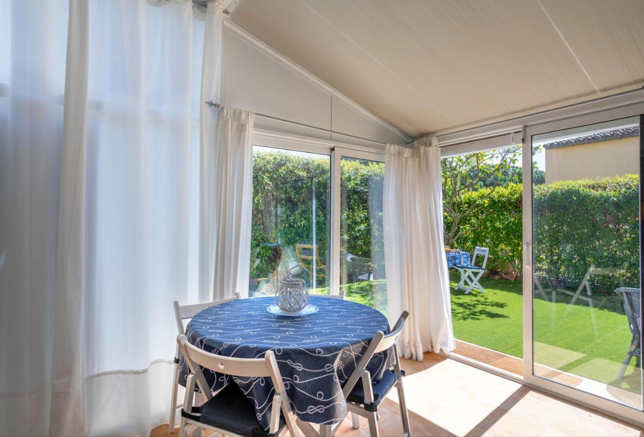 Bonita Casa Adosada Con Jardin Privado Y Piscina Comunitaria Calella De Palafrugell Dış mekan fotoğraf